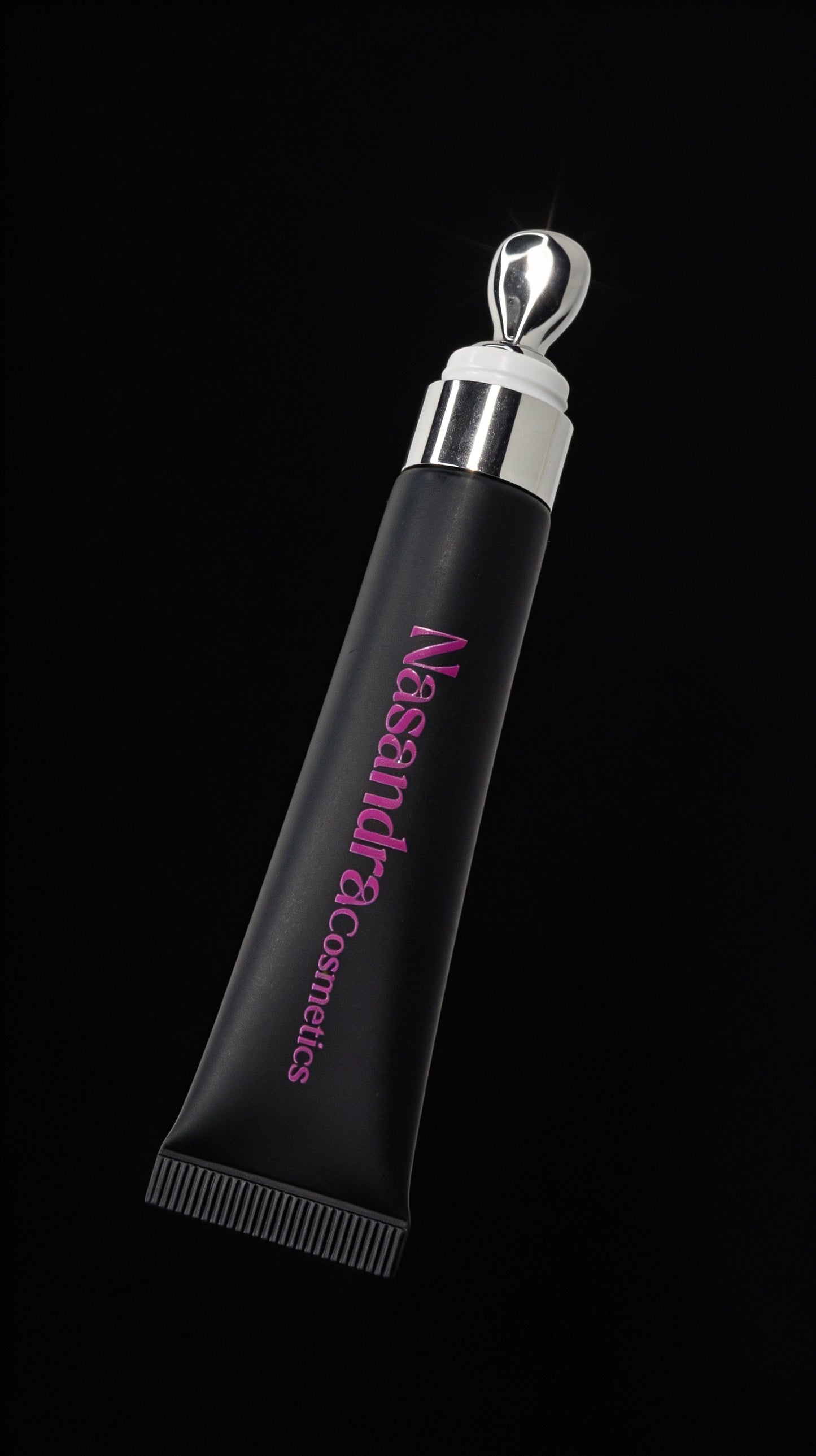 Lip oil Plumping
